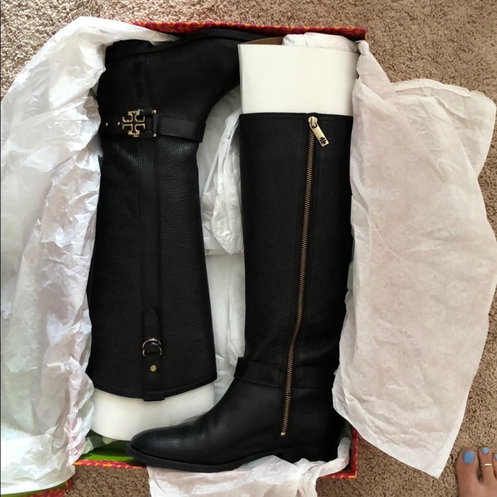 Tory Burch shoes size 8.5